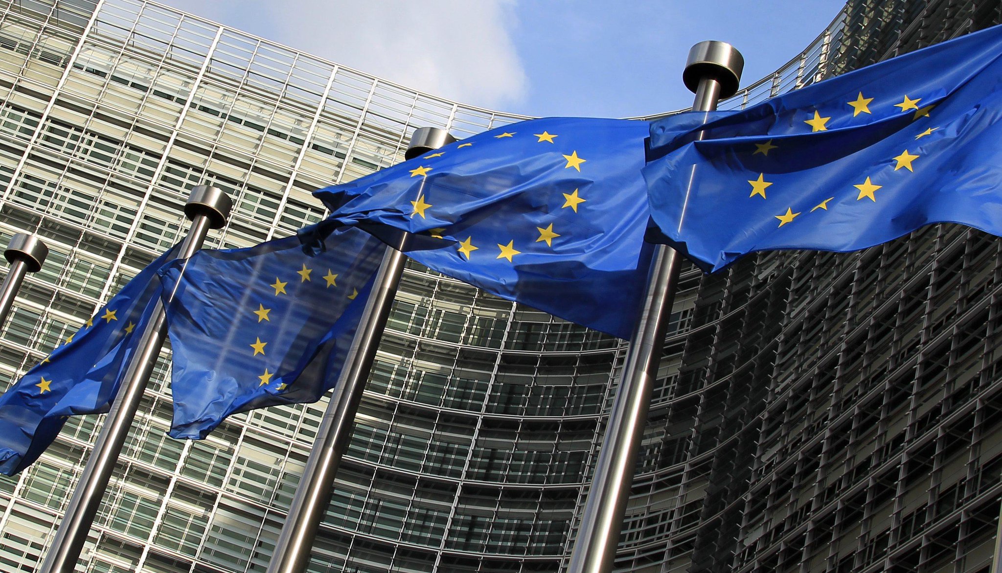 European Commission to recommend granting Ukraine EU candidate status