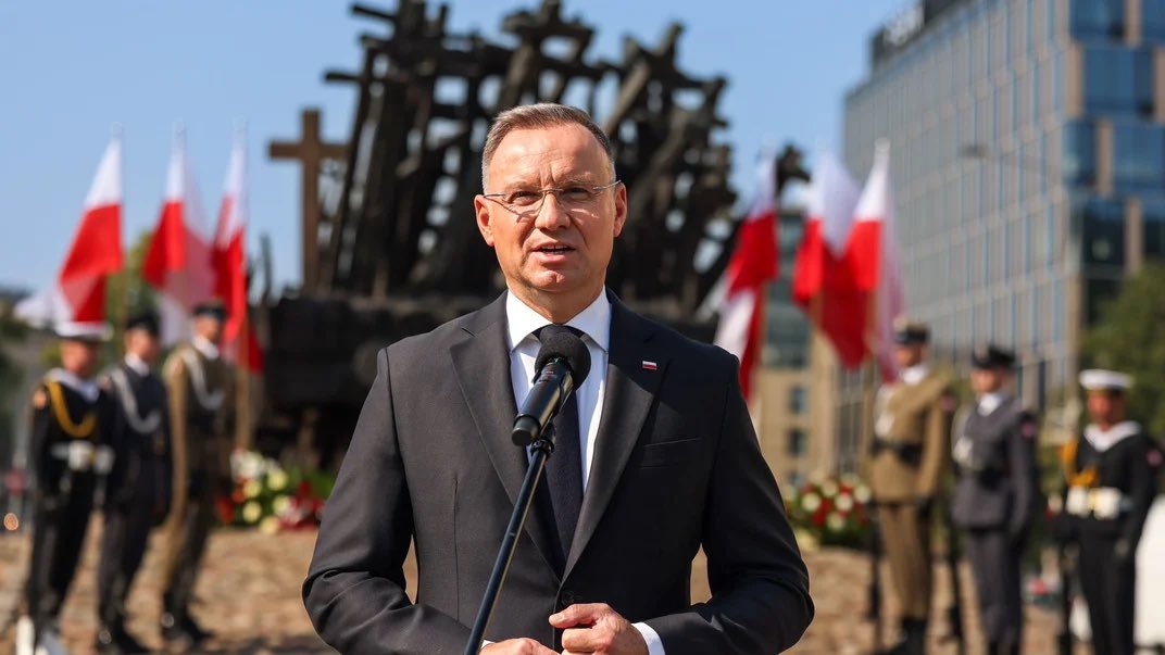 Duda opposes concessions to Russia, says Kyiv must get everything to win
