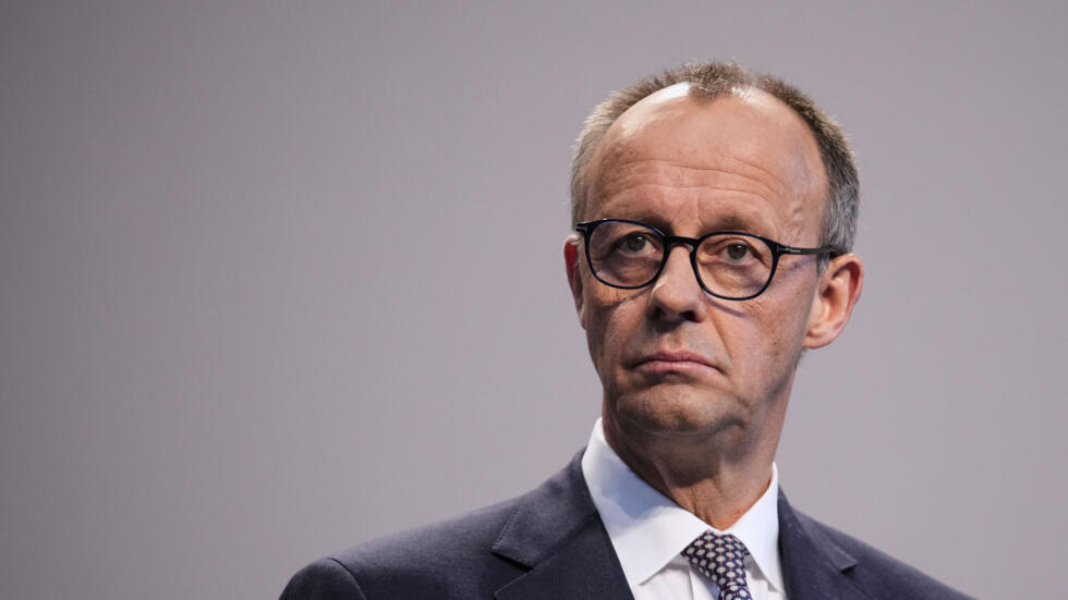 Merkel Links Ukraine Territorial Loss to EU Accession Prospects