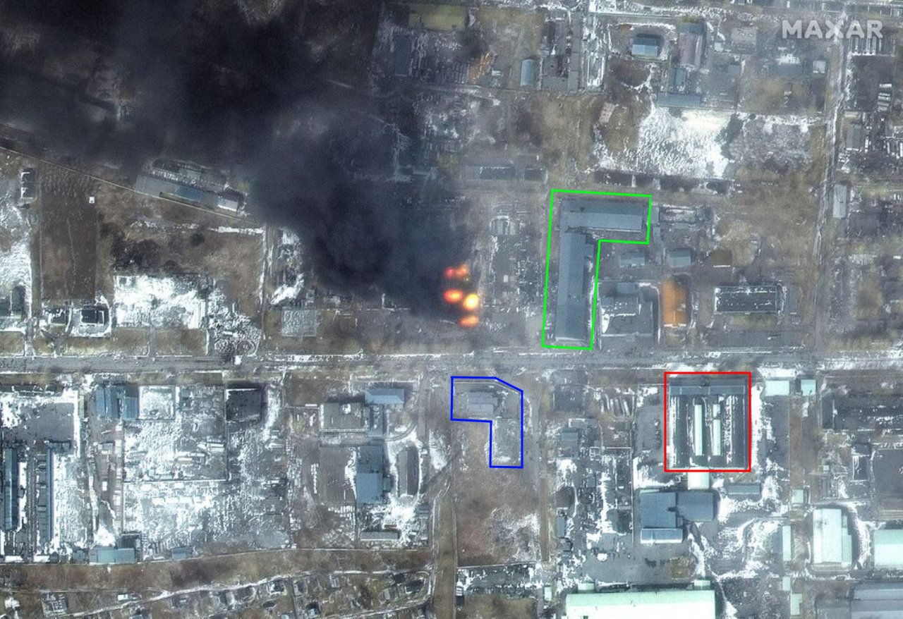 Fire in industrial zone in Western Mariupol