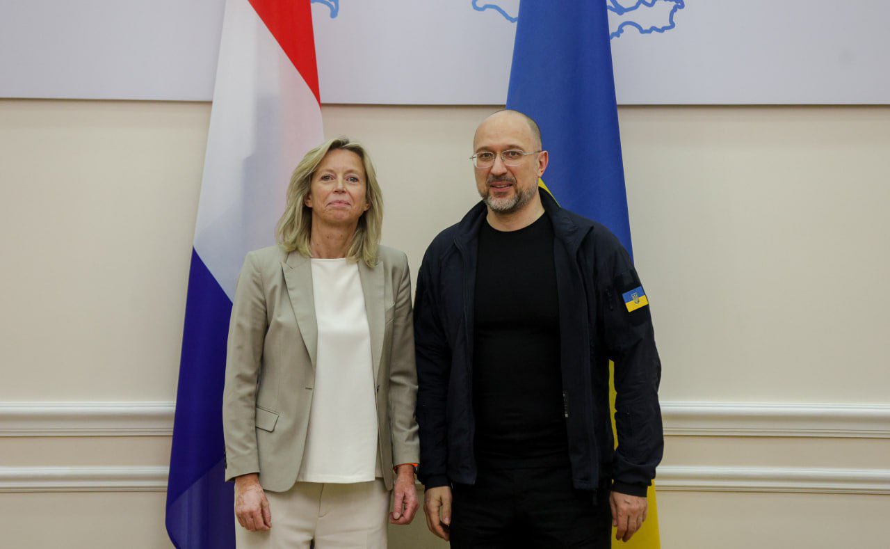 Dutch Defence Minister Ollongren arrives in Ukraine on unannounced visit