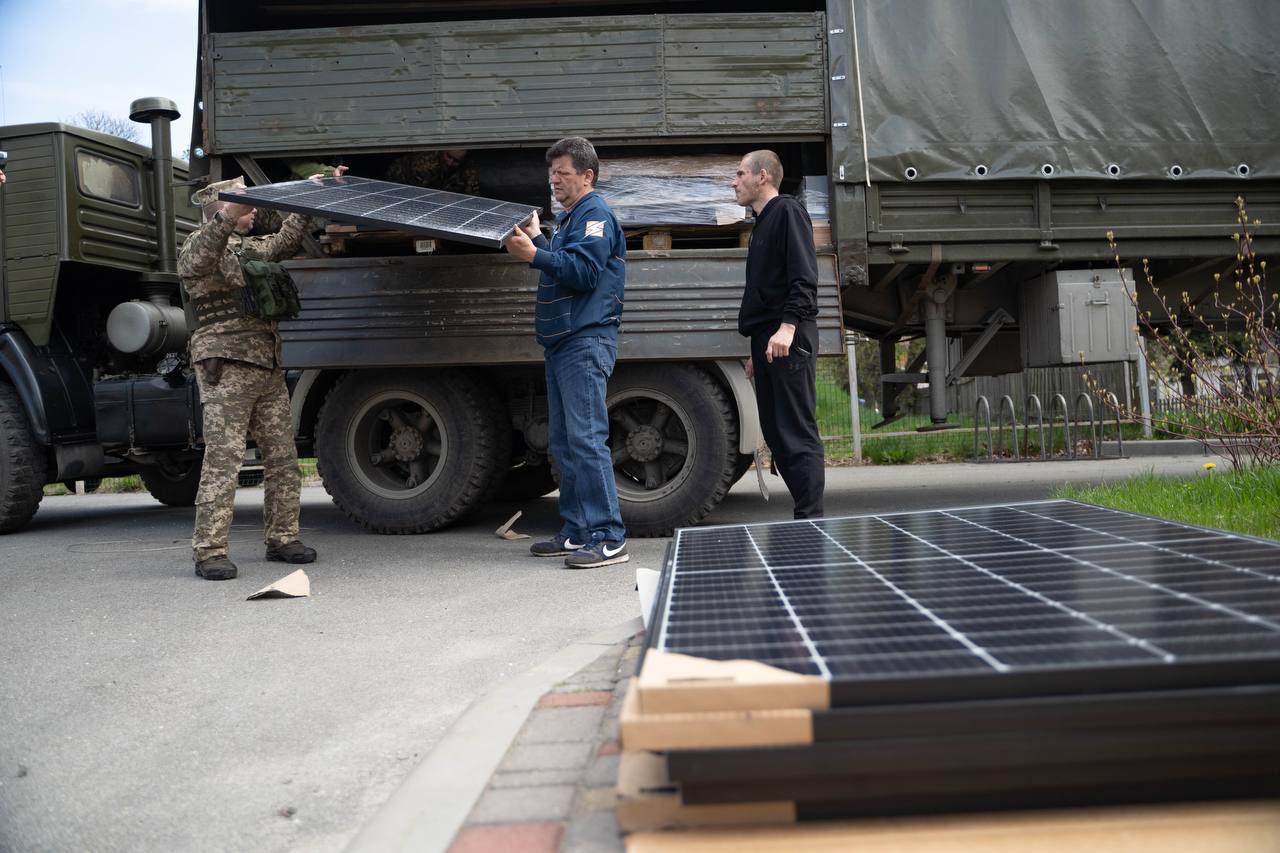 Musk sent solar panels and Powerwalls to Borodyanka and Irpin