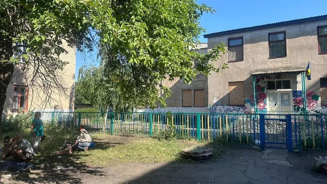 Russian forces shell Ukrainian city