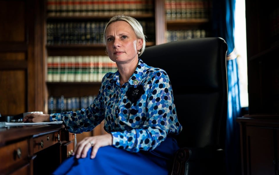 Ukrainian-born Congresswoman: Ukraine must cede land, vote out Zelensky