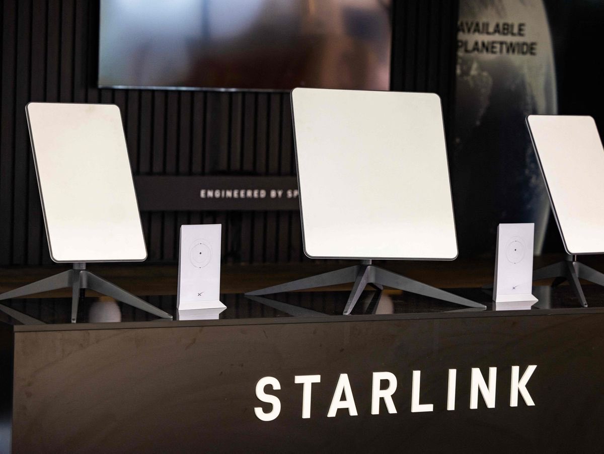 Ukrainian Starlink fails near Kharkiv amid Russian electronic warfare