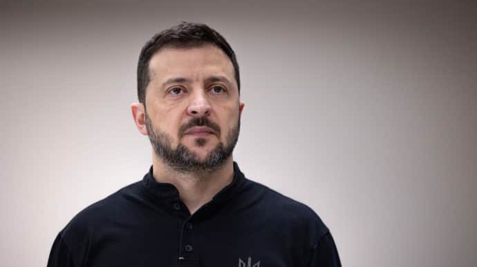 Ukraine reacts in mirror and extends silence after April 20, Zelensky says