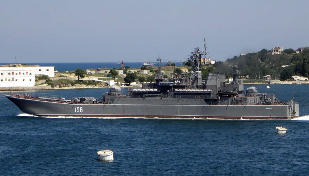 Ukraine Strikes Three Enemy Ships and Radar Stations in Crimea