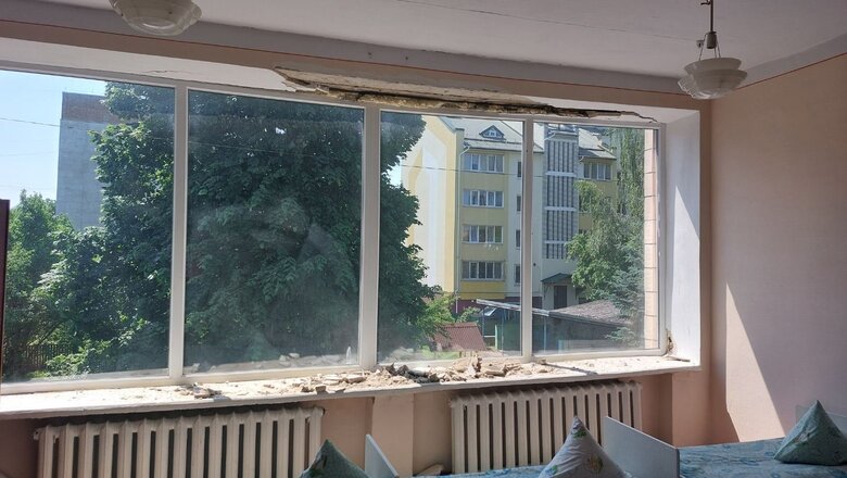 Russian Shelling Damages Three Educational Institutions in Chortkiv