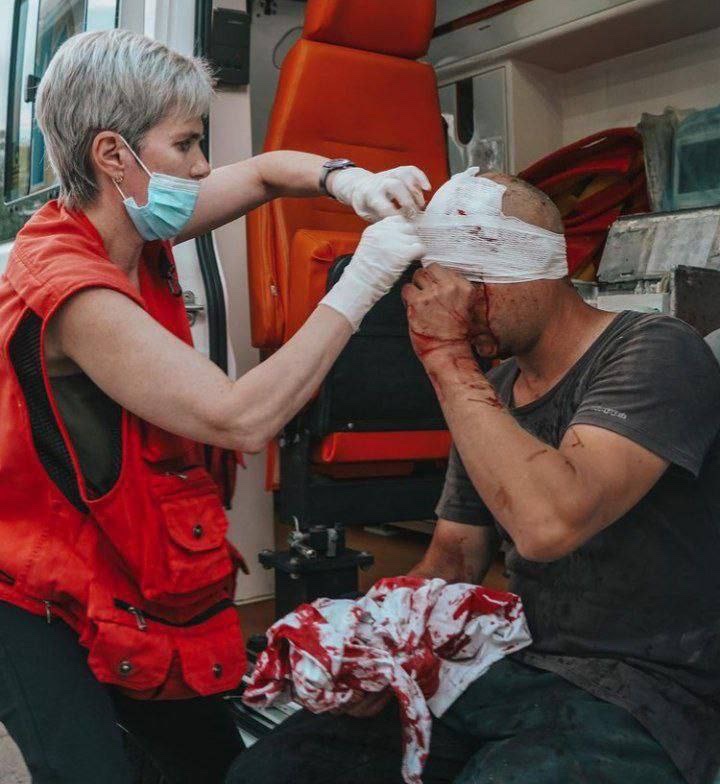 Two rockets hit Zaporizhzhia enterprise, 7 injured