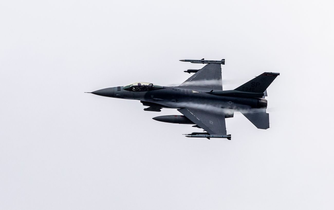 Netherlands donates 325 million euros for Ukrainian F-16s and interceptor drones