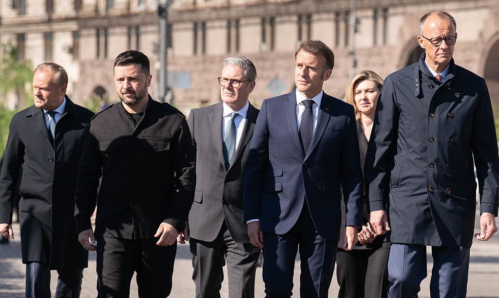 Europe must act alone against Russia