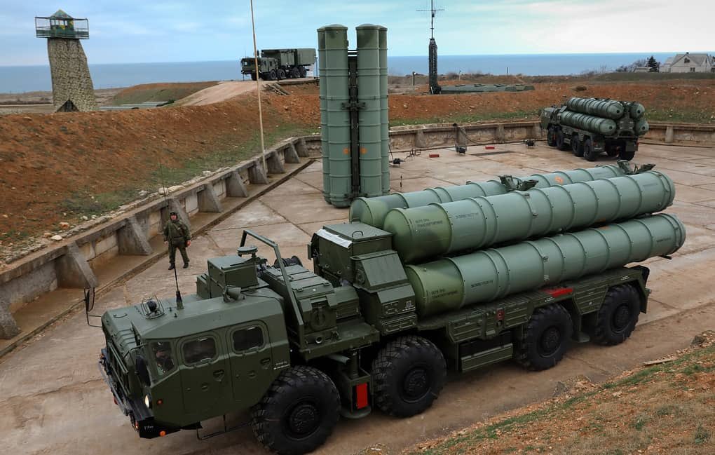 Missile failure during launch hits Russian S-300/400 SAM system.