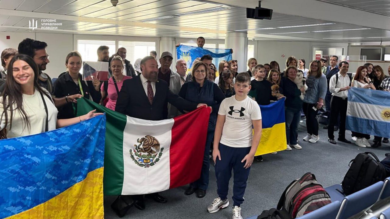 Ukraine Evacuated 68 Citizens from Lebanon with GUR and MFA Assistance