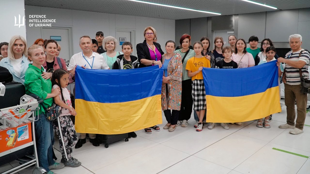 Ukraine evacuates 31 citizens from Iran