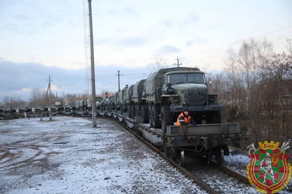UK to provide Ukraine with AS90 howitzers and shells