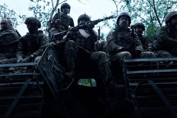 Ukraine to mobilize 160,000 more troops
