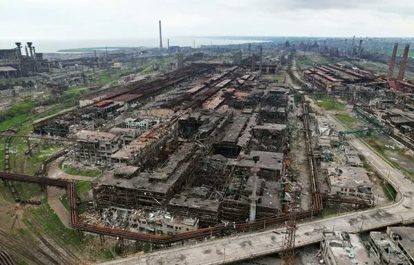 900 defenders of Mariupol still captives