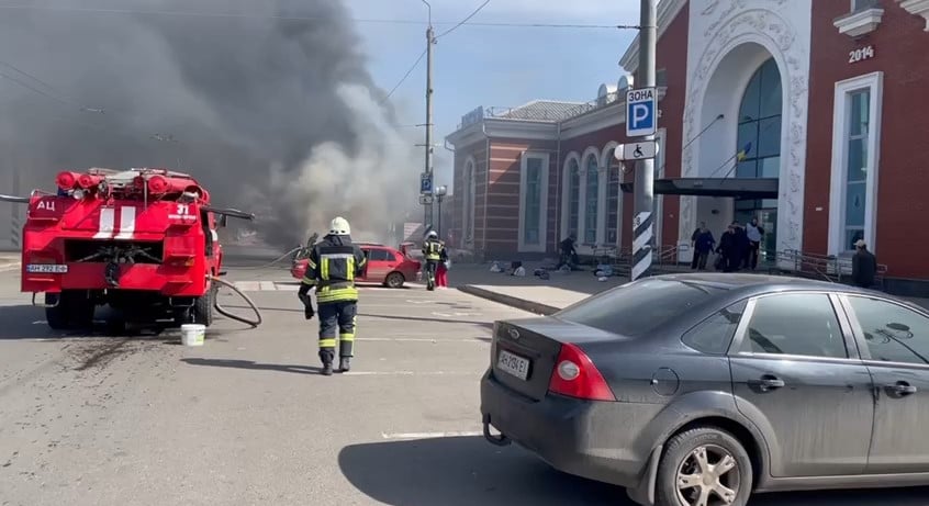 Result of missile strike on Kramatorsk railway station