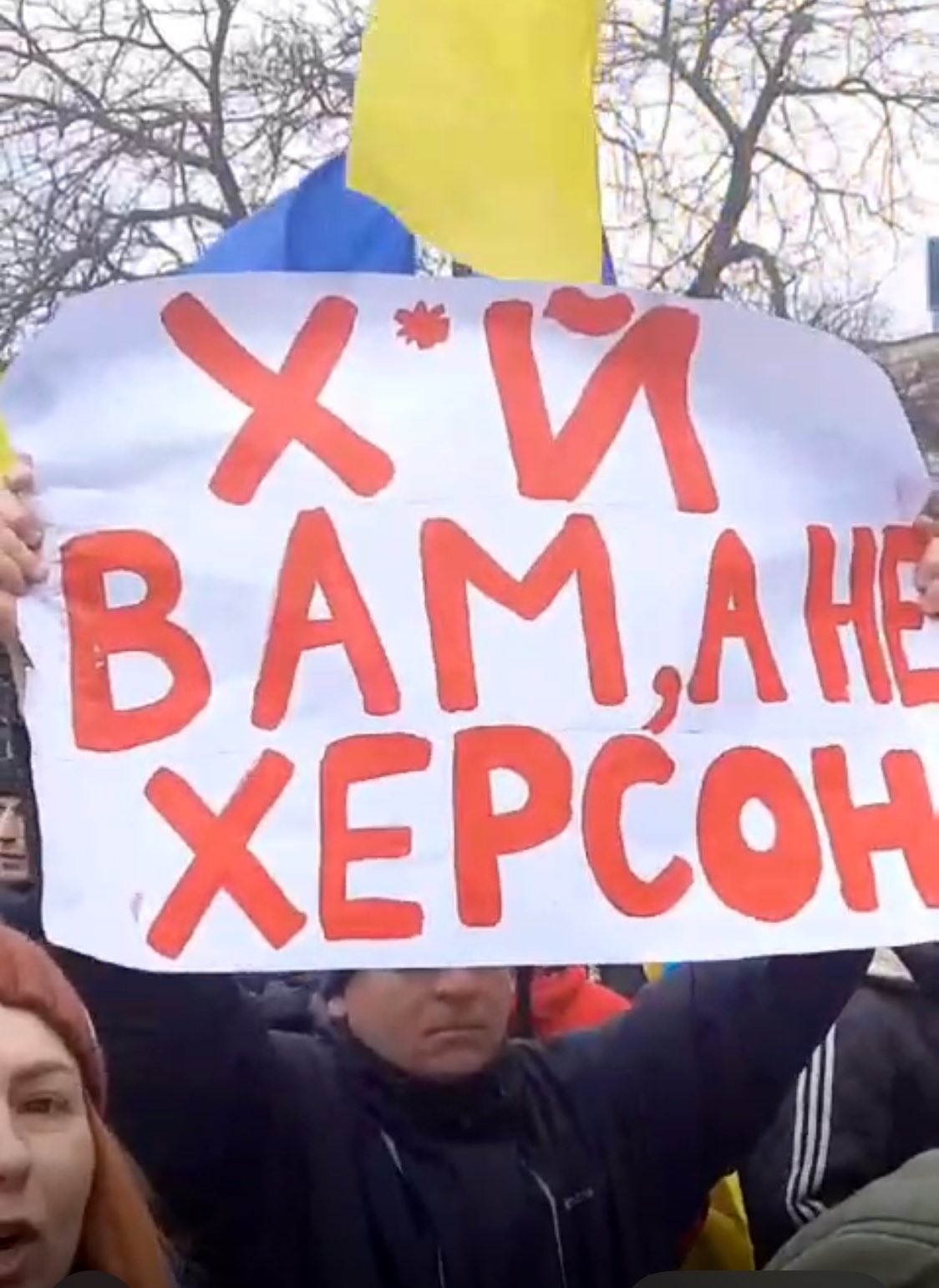 Russia Prepares Offensive on Kherson with 300 Boats