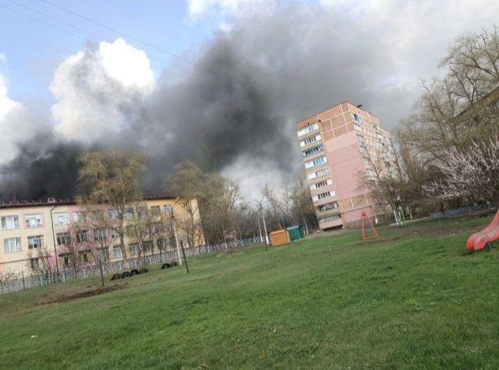 Fumes over Vuhledar amid invasion