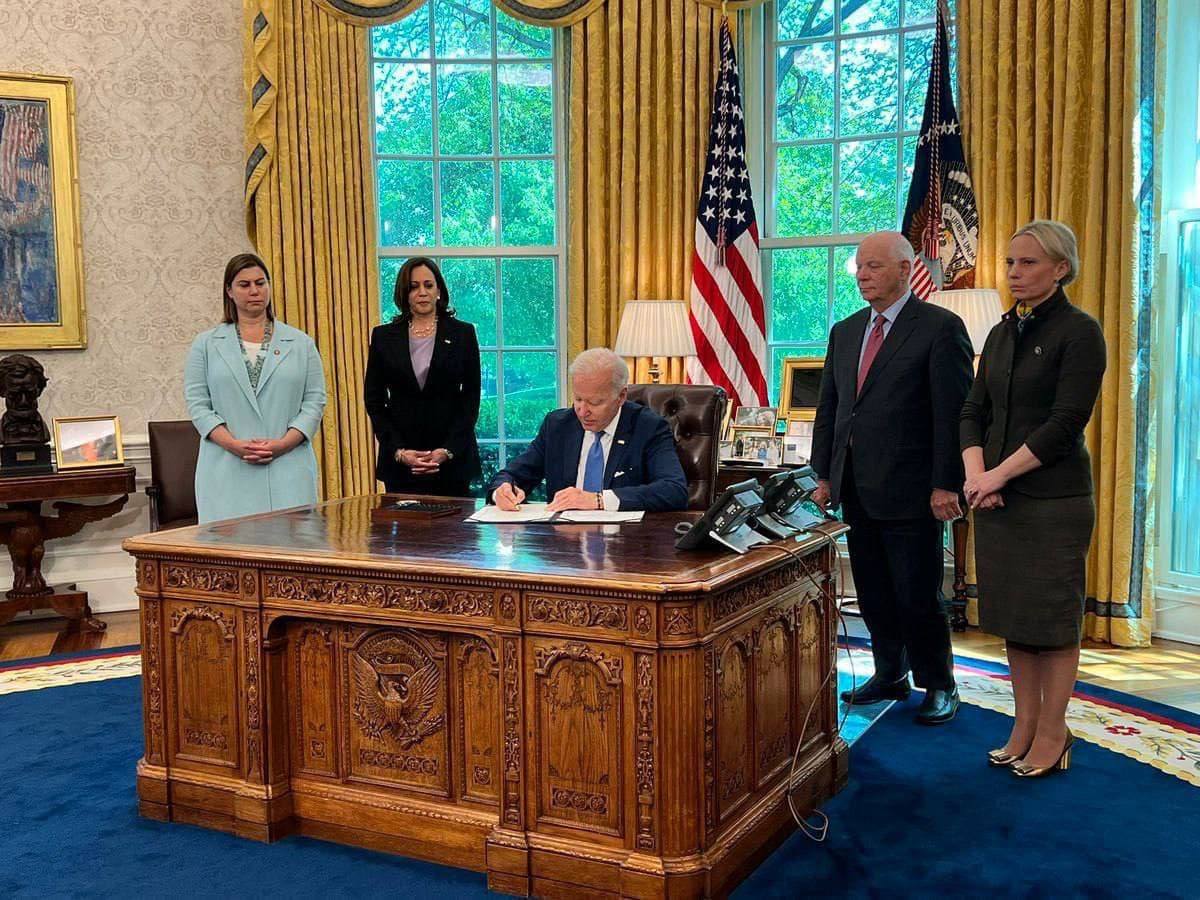 Biden signs Ukraine Lend-Lease Act