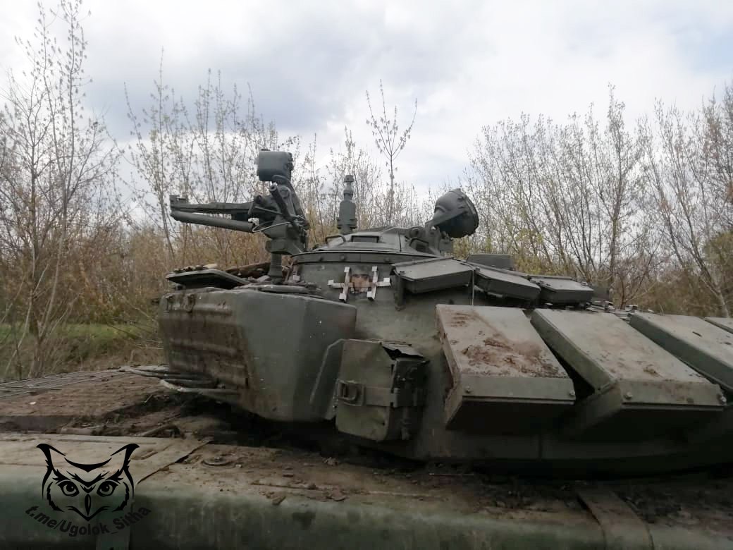 138th Separate Guards Motorized Rifle Brigade adding added armor to tanks