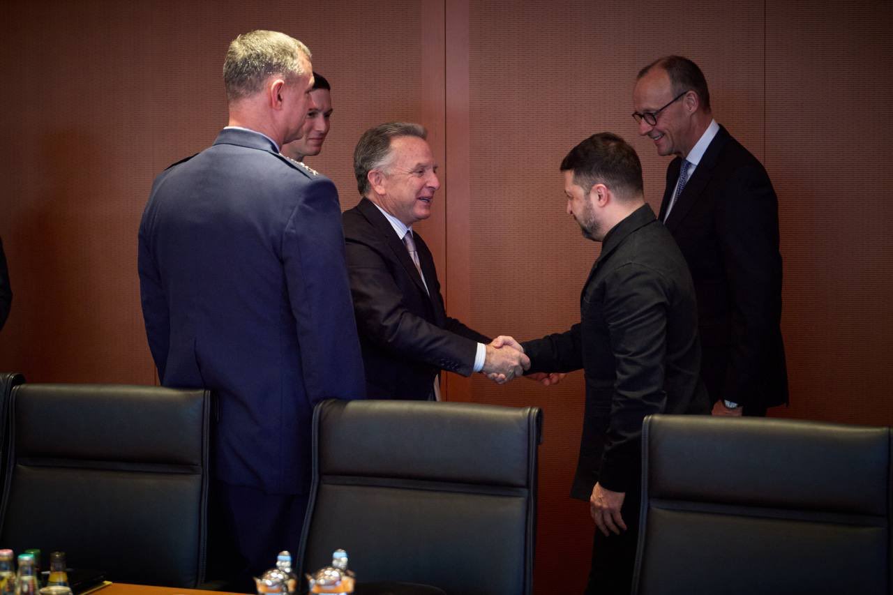 Ukraine-US negotiations conclude in Berlin, focus on Donbas and security