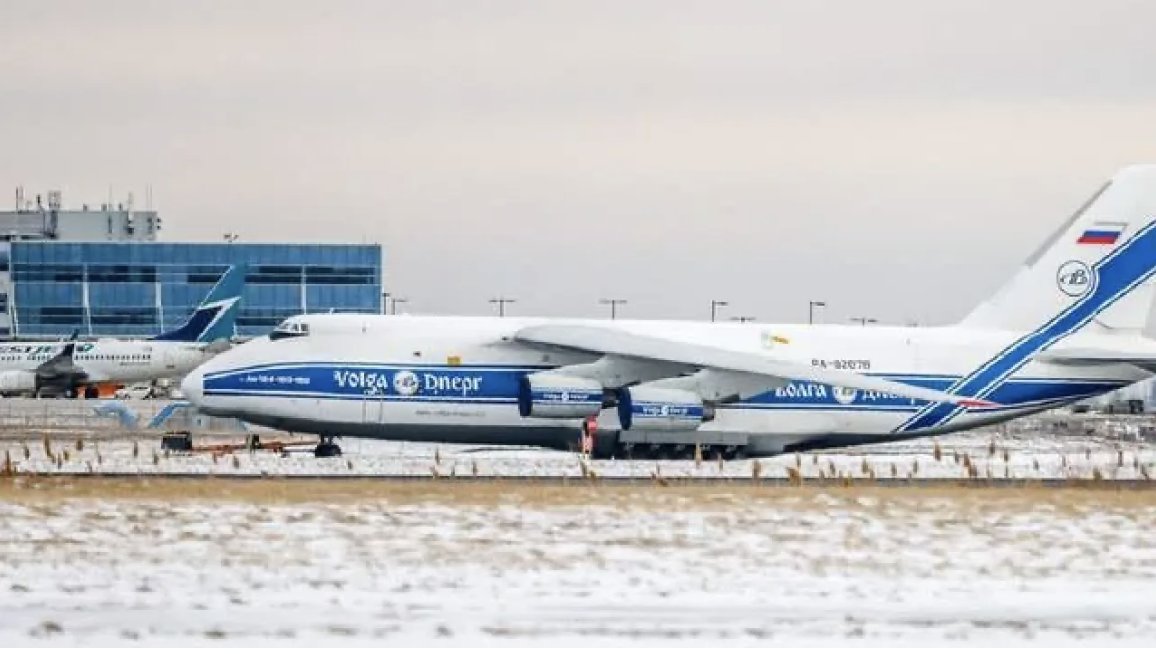 Canada Seizes Russian An-124 for Ukraine