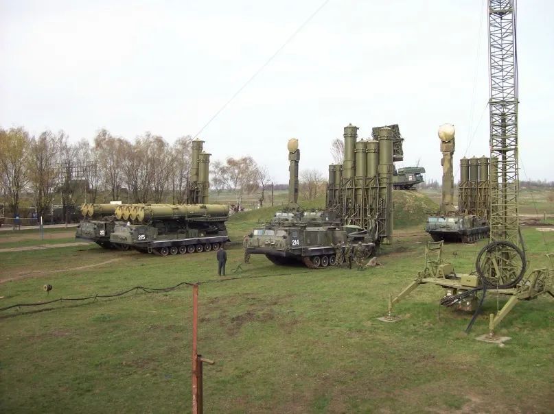 Ukraine Destroys S-300V and Drone Command Post in Zaporizhzhia Strike