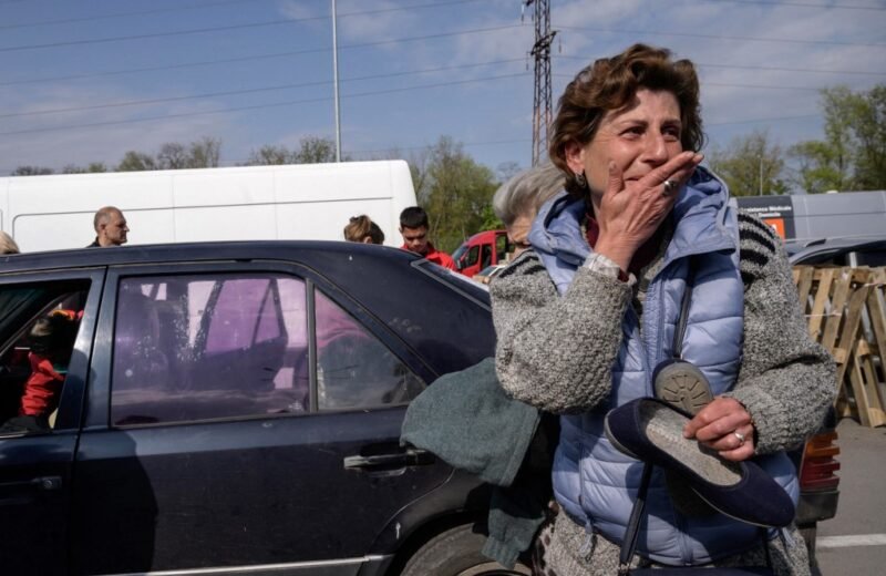 100 civilians evacuated from Mariupol steel plant