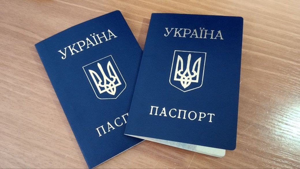 18-year-olds abroad need military ID for passport