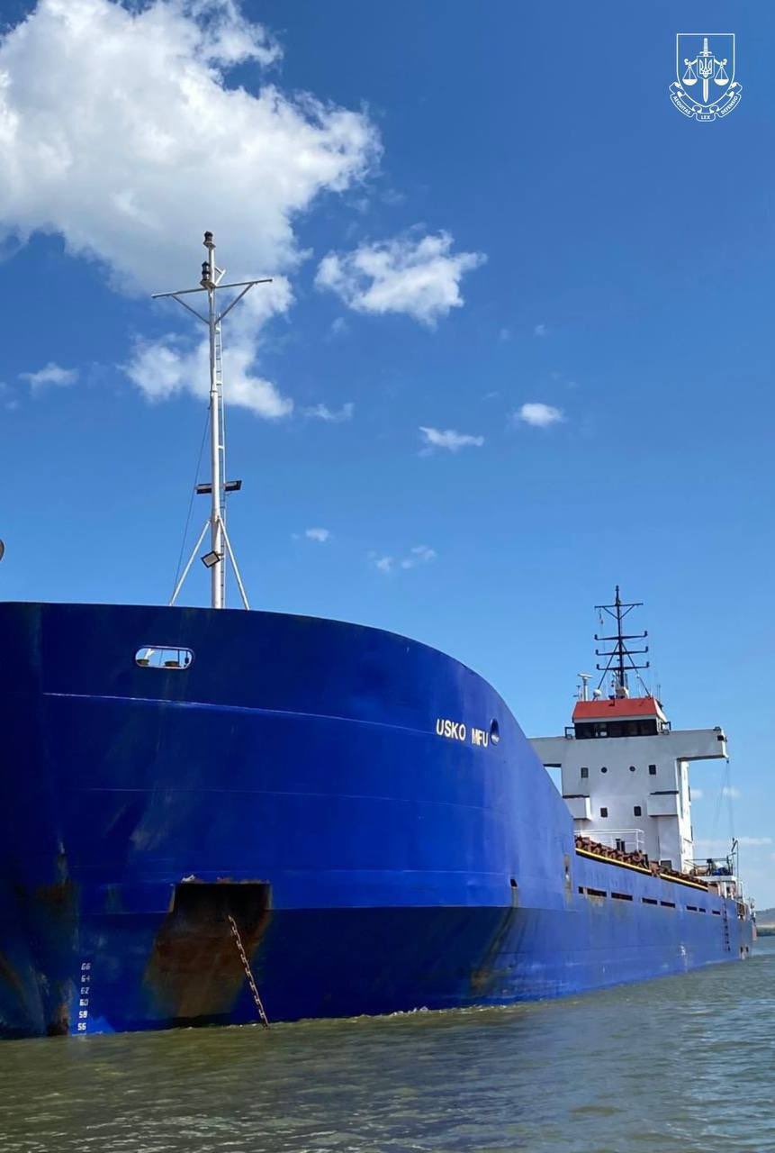 Ukraine confiscates cargo ship that illegally entered Crimea ports