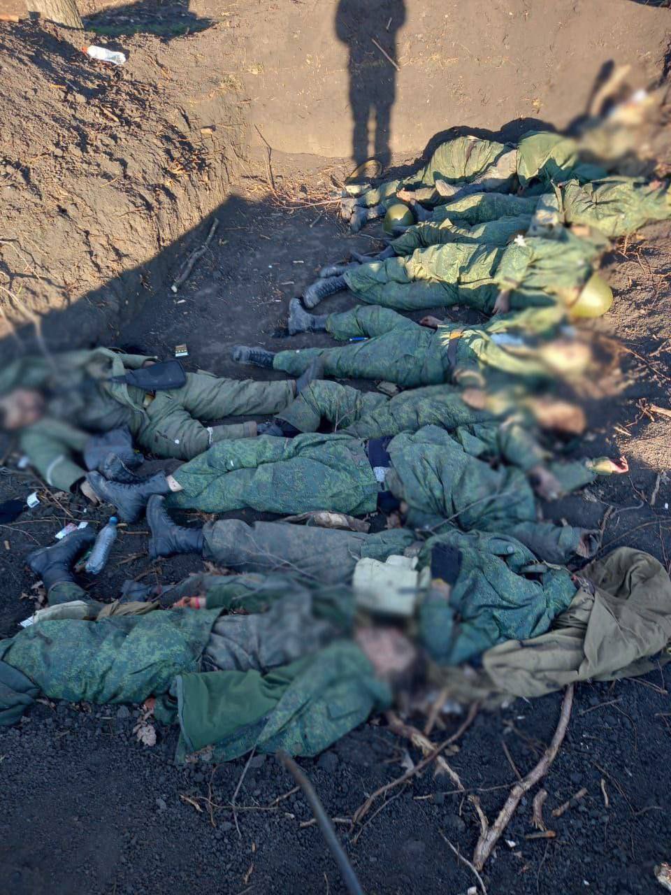 Thrown into attacks without preparation, bodies not retrieved, die en masse