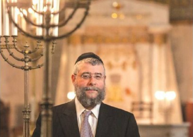 Chief Rabbi of Moscow Leaves Russia Over Support for ‘Special Operation’