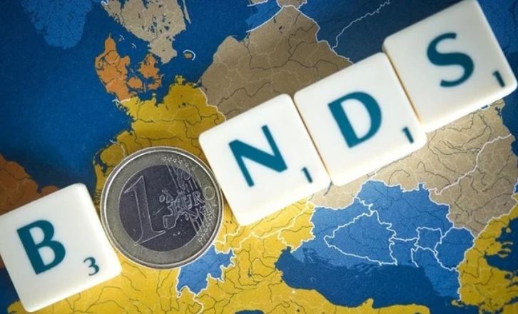 Ukraine’s $20 Billion Eurobond Holders Demand Payment Resumption