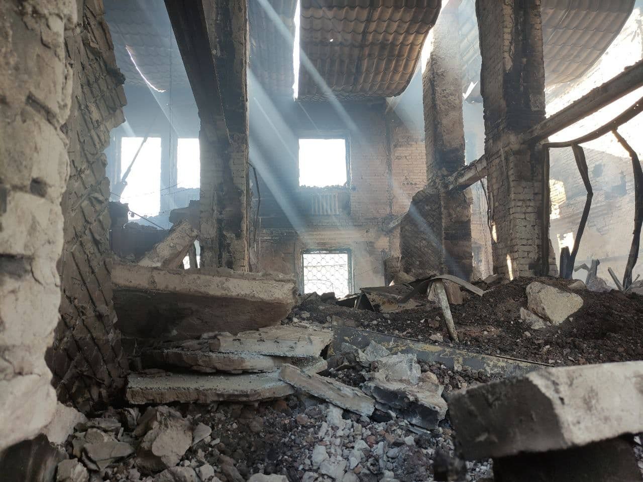 800 people hiding in Azot plant basements in Severodonetsk