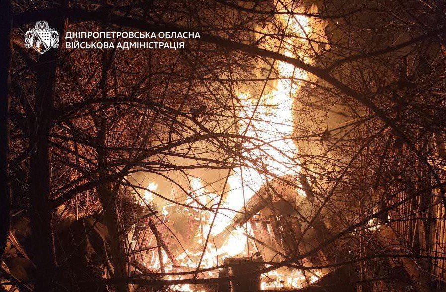 Russian strike damages buildings, cars in Dnipro