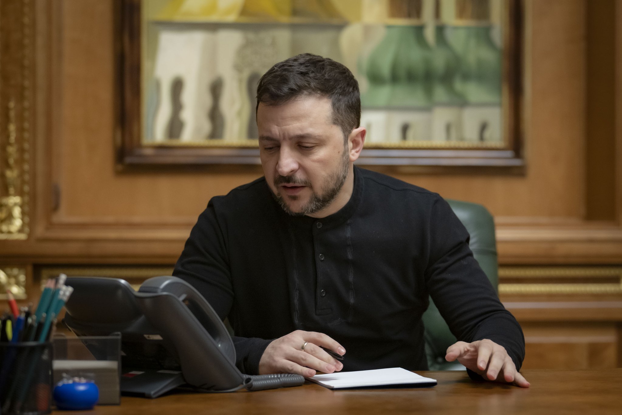 Trump Discusses War with Zelensky and Putin
