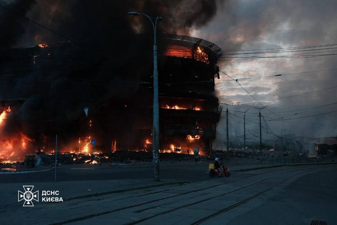 Kyiv shopping mall burns after Russian attack
