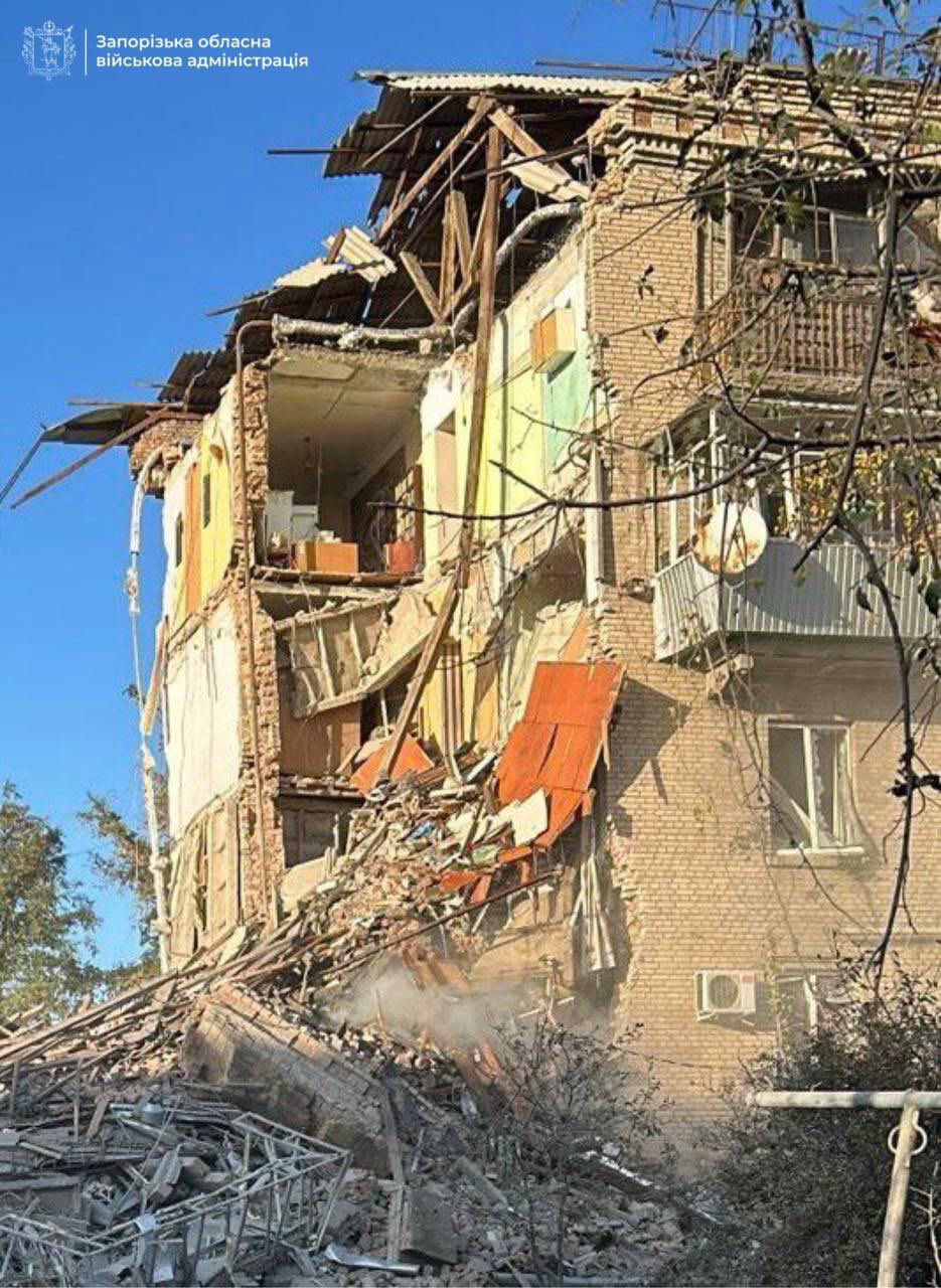 Russian missiles and bombs hit Zaporizhzhia homes and hospital