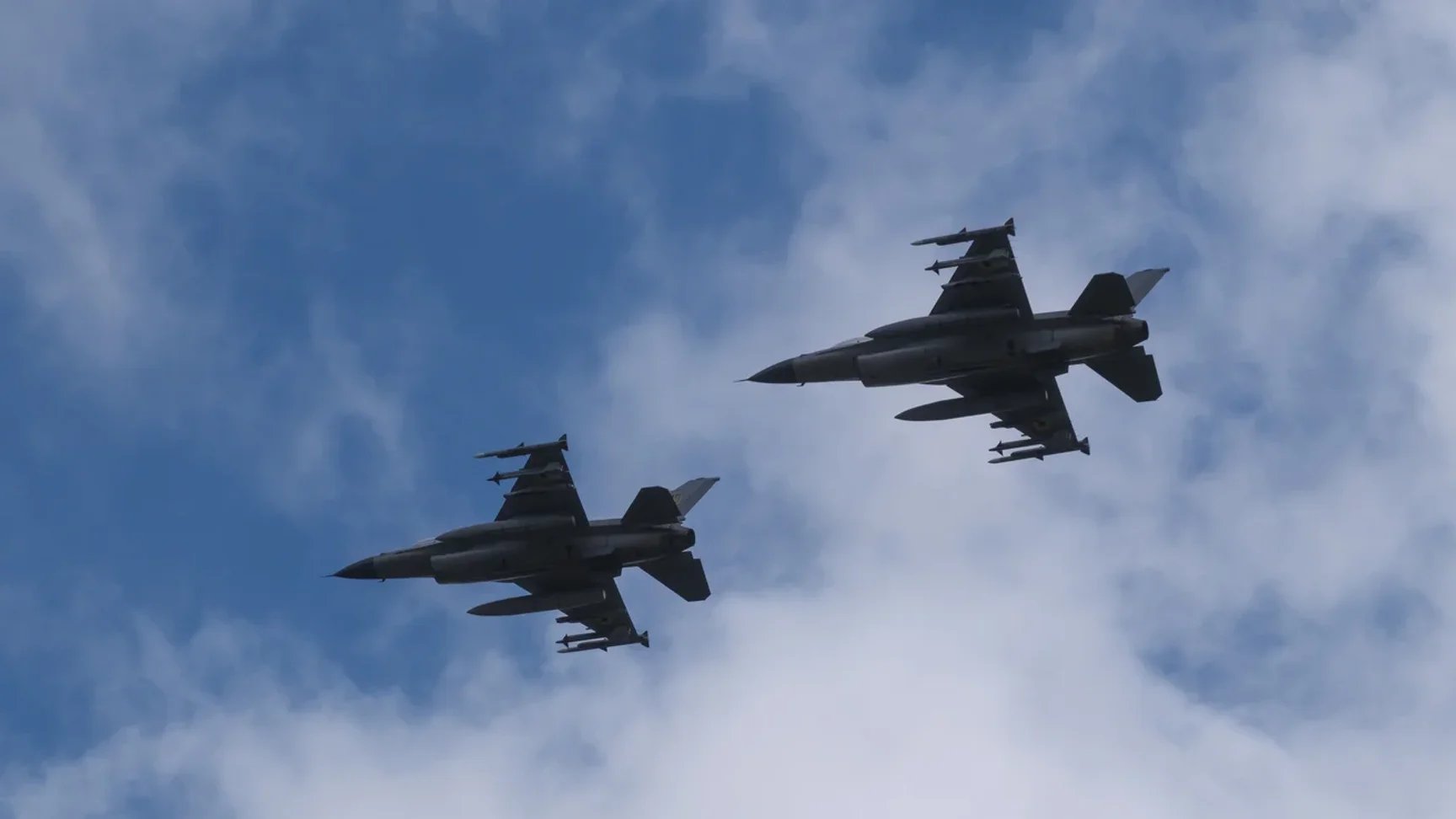Ukraine and Czechia train pilots on F-16 and L-39