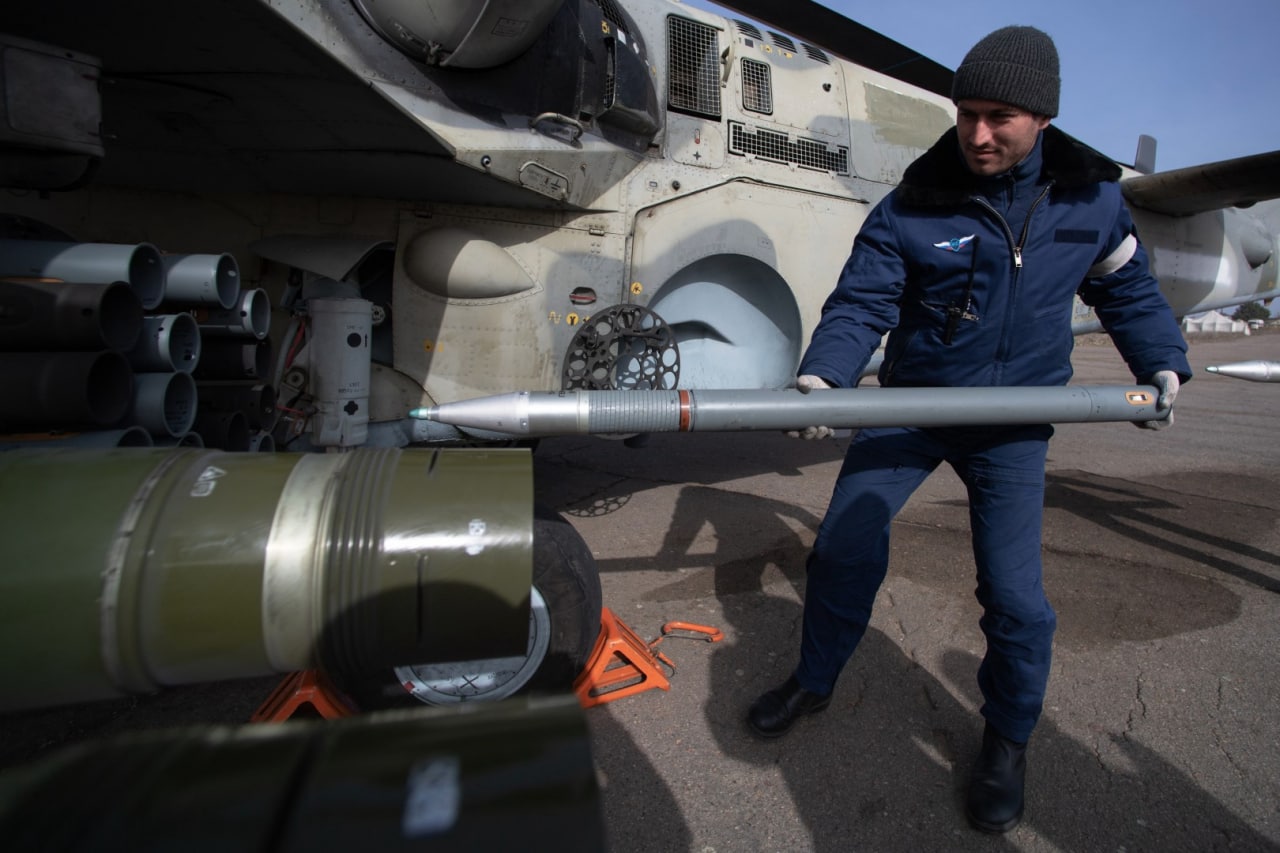 Russian helicopters repaint their registration numbers