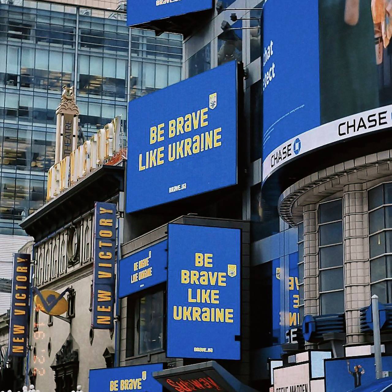 Times Square today. Be brave like Ukraine.