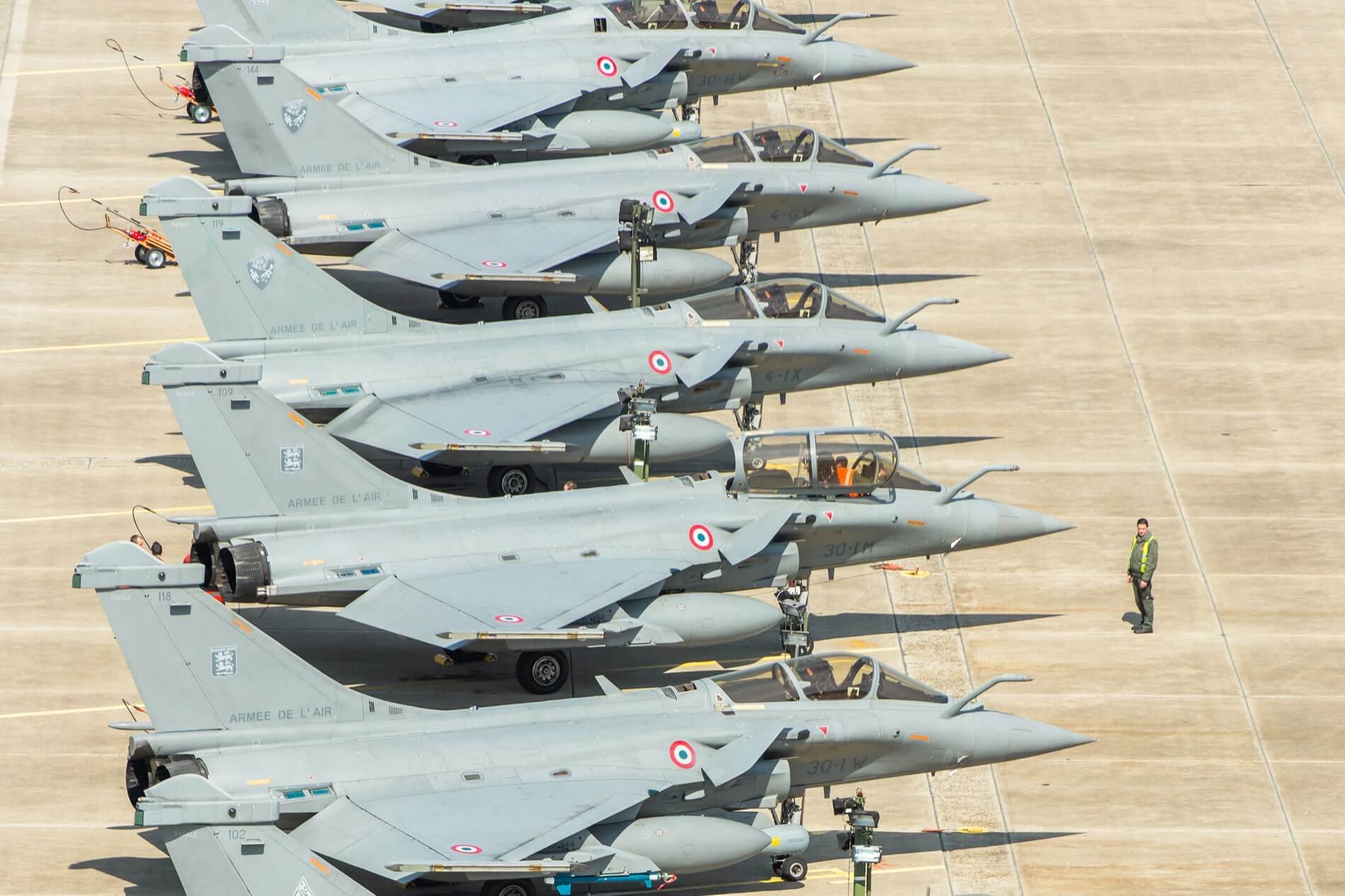 Dassault ready to supply Rafales to Ukrainian Army