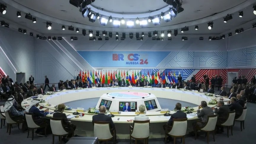 Russians threaten fines for student draft dodging