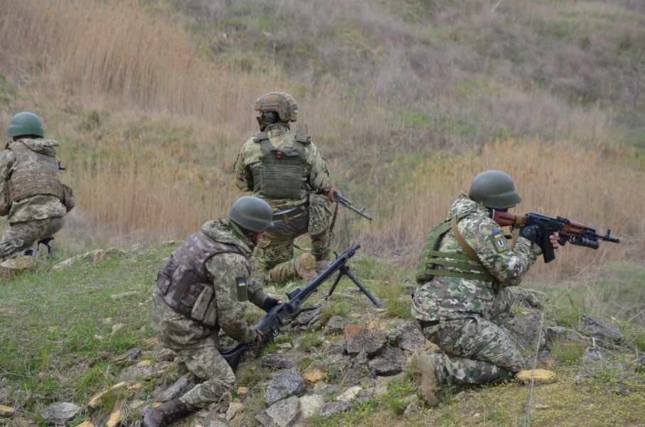 Ukrainian Marines Undergo Intensive Training in the South
