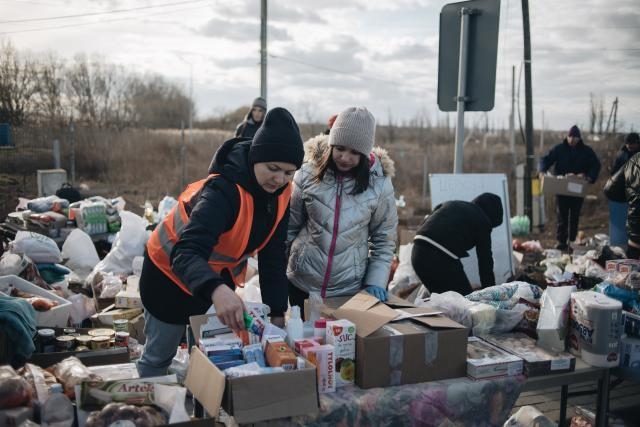 EU stands with Ukraine, welcoming 1 million people in solidarity.
