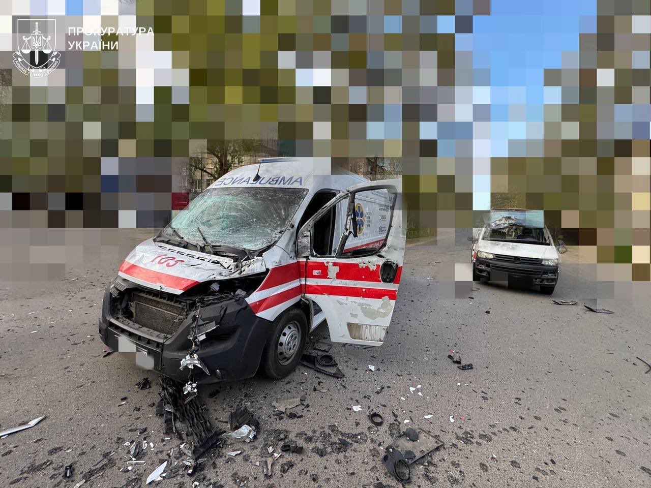 Russian occupiers strike civilian transport in Kherson