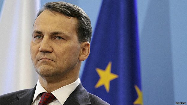 Sikorski on Lukashenko’s statements: “We’ll see who wins”