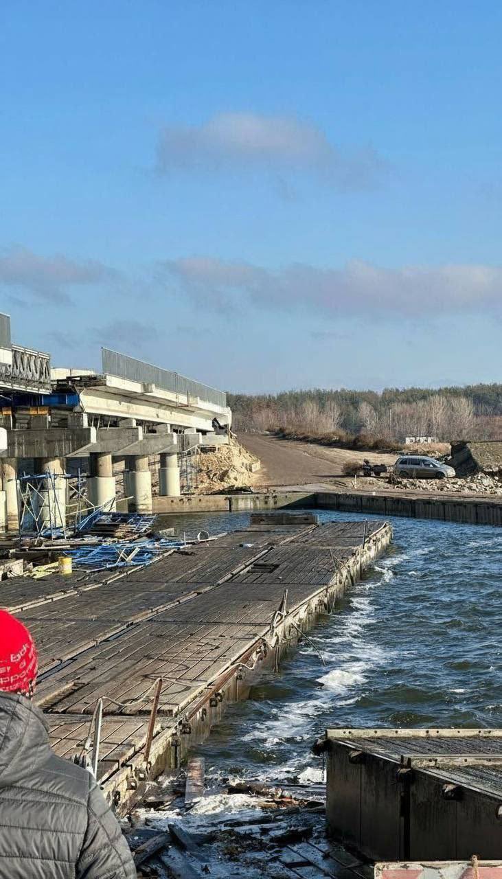 Russia destroys Pechenihy Dam near Kharkiv